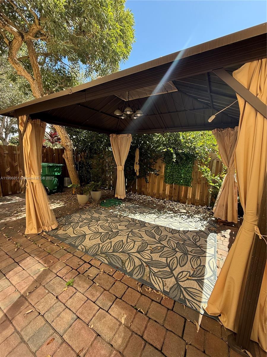 GRAND LAKES PHASE I - Residential