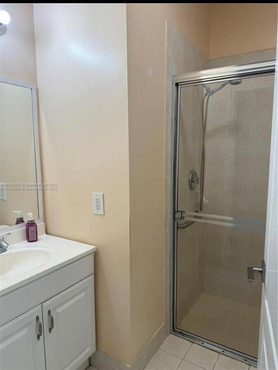 GRAND LAKES PHASE I - Residential