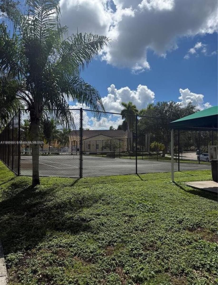 GRAND LAKES PHASE I - Residential