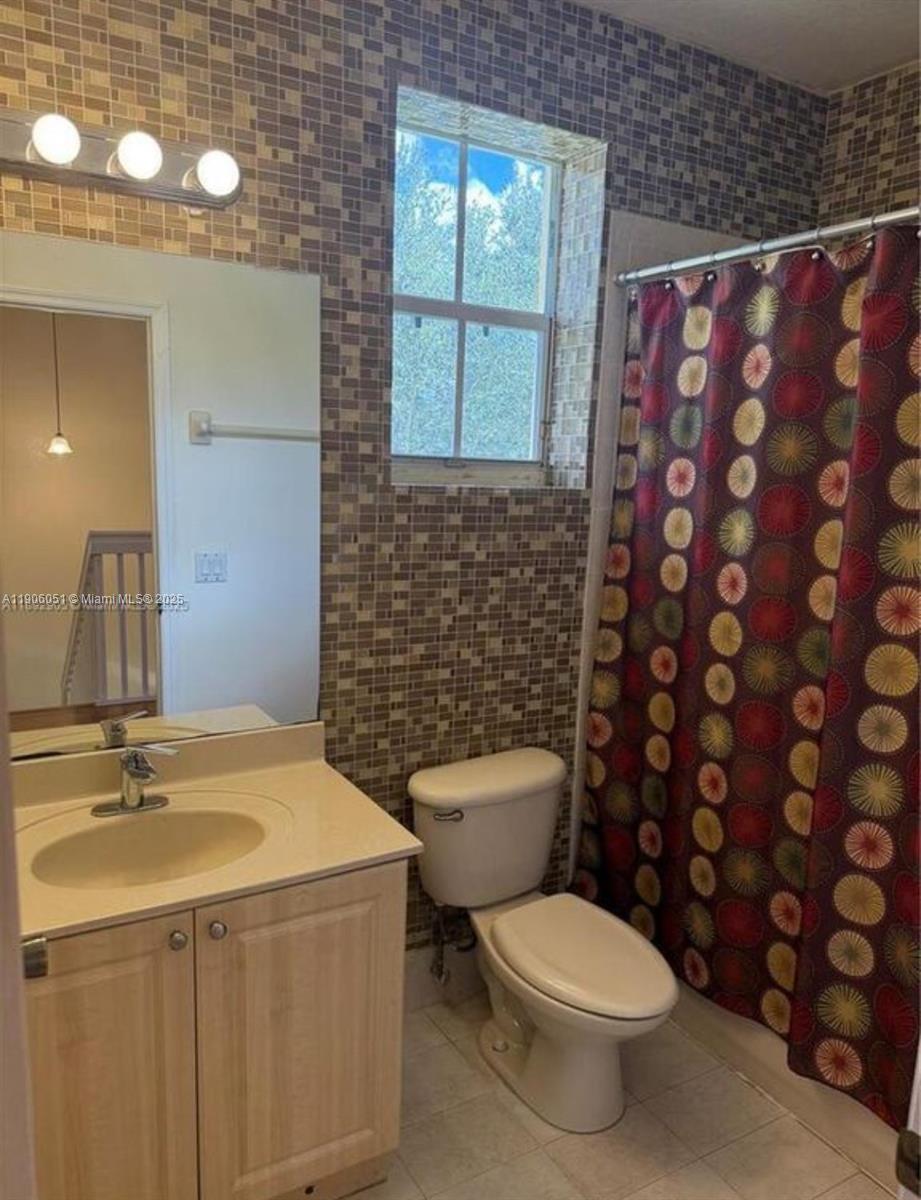 GRAND LAKES PHASE I - Residential