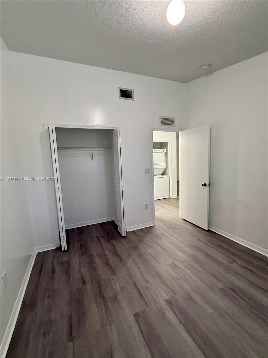 MONTEREY AT MALIBU BAY CO - Residential Lease