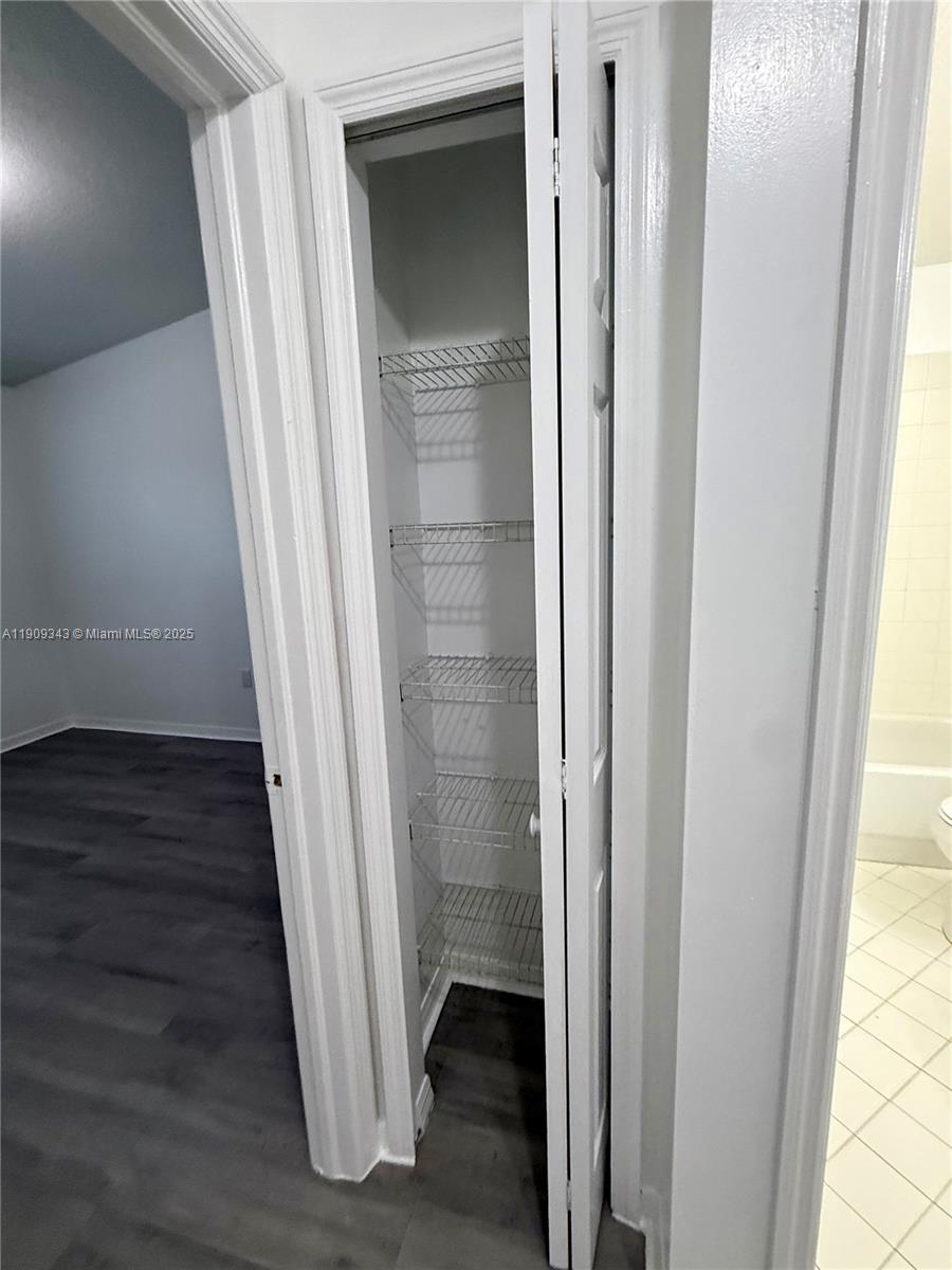 MONTEREY AT MALIBU BAY CO - Residential Lease