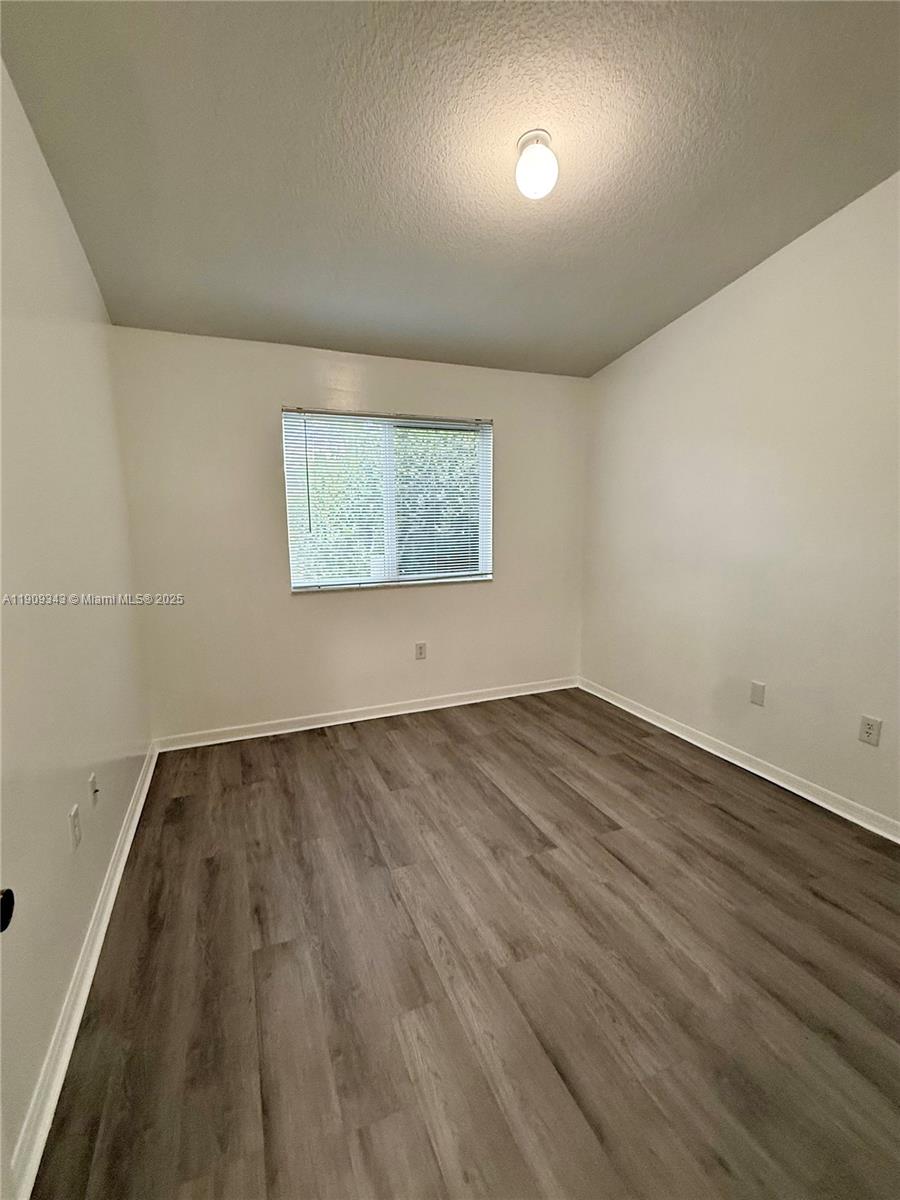 MONTEREY AT MALIBU BAY CO - Residential Lease