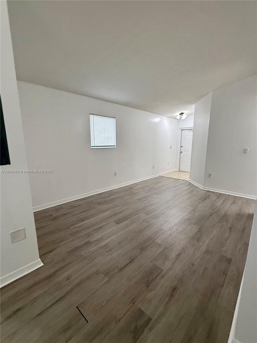 MONTEREY AT MALIBU BAY CO - Residential Lease