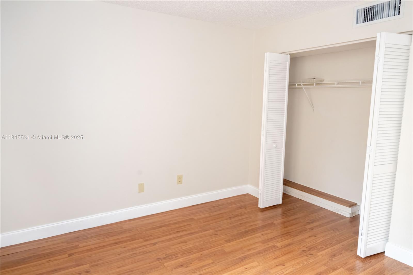 LAVERS DELRAY RACQUET CLU - Residential Lease
