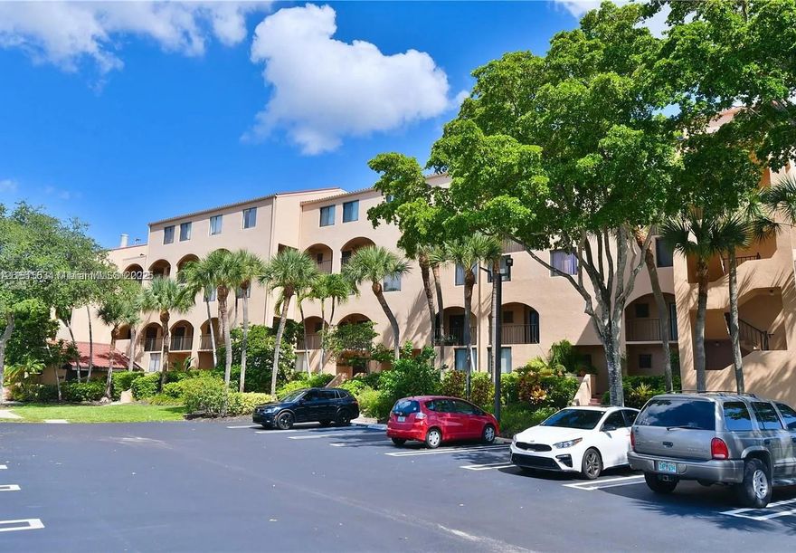 Stunning Tri-Level Townhome in Prime Location! Welcome to 755 Dotteral, a beautifully designed tri-level townhome offering 2 spacious bedrooms and 2 full bathrooms. Nestled in a desirable community
