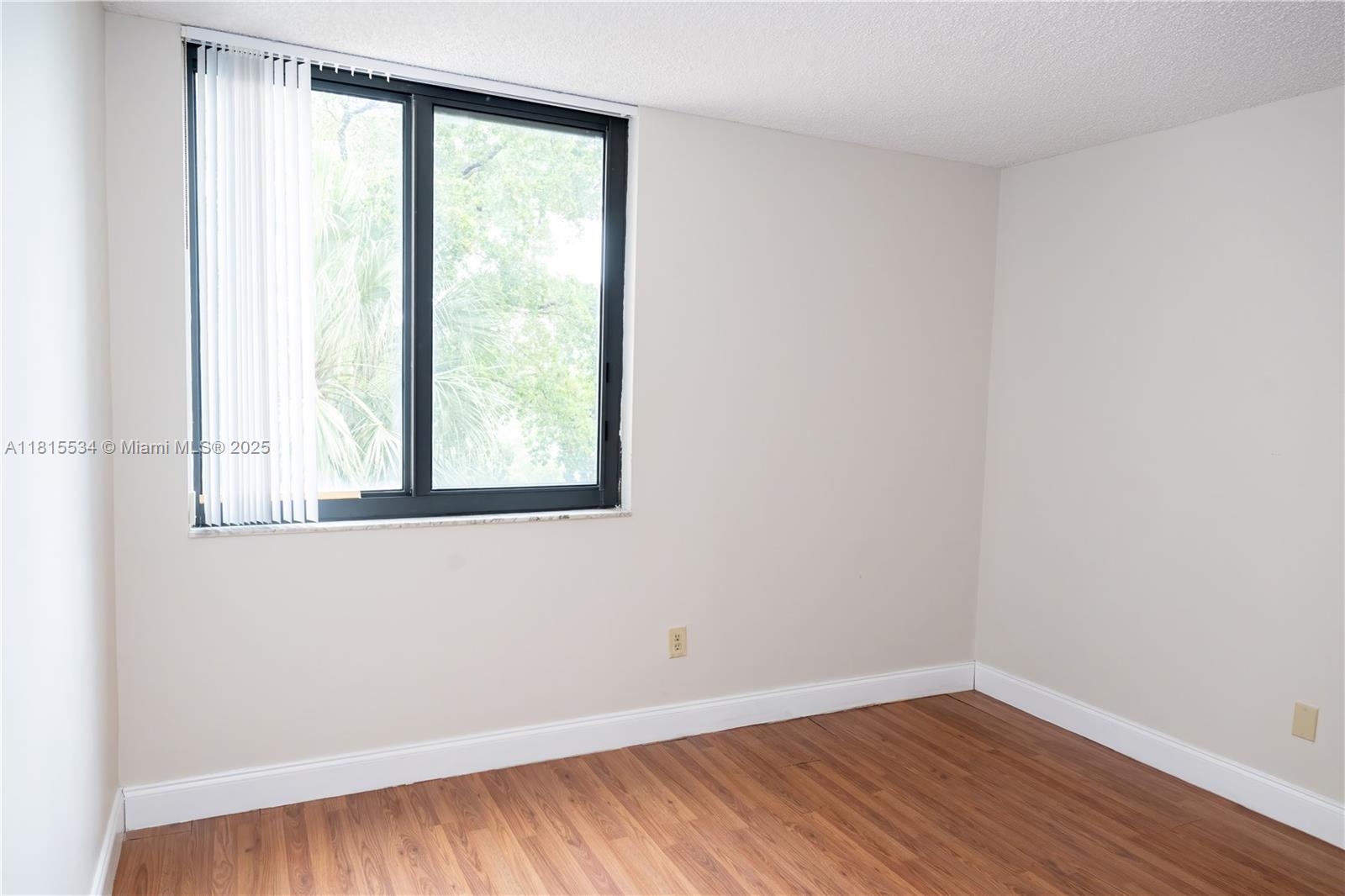 LAVERS DELRAY RACQUET CLU - Residential Lease