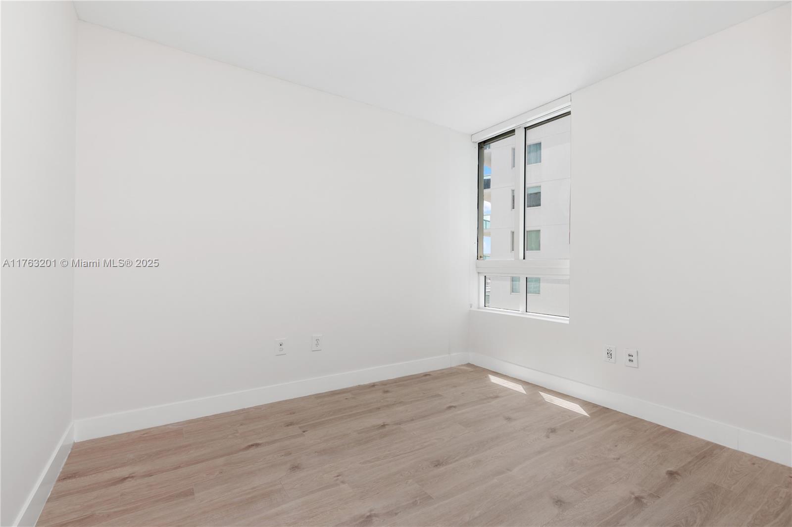 QUANTUM ON THE BAY CONDO - Residential