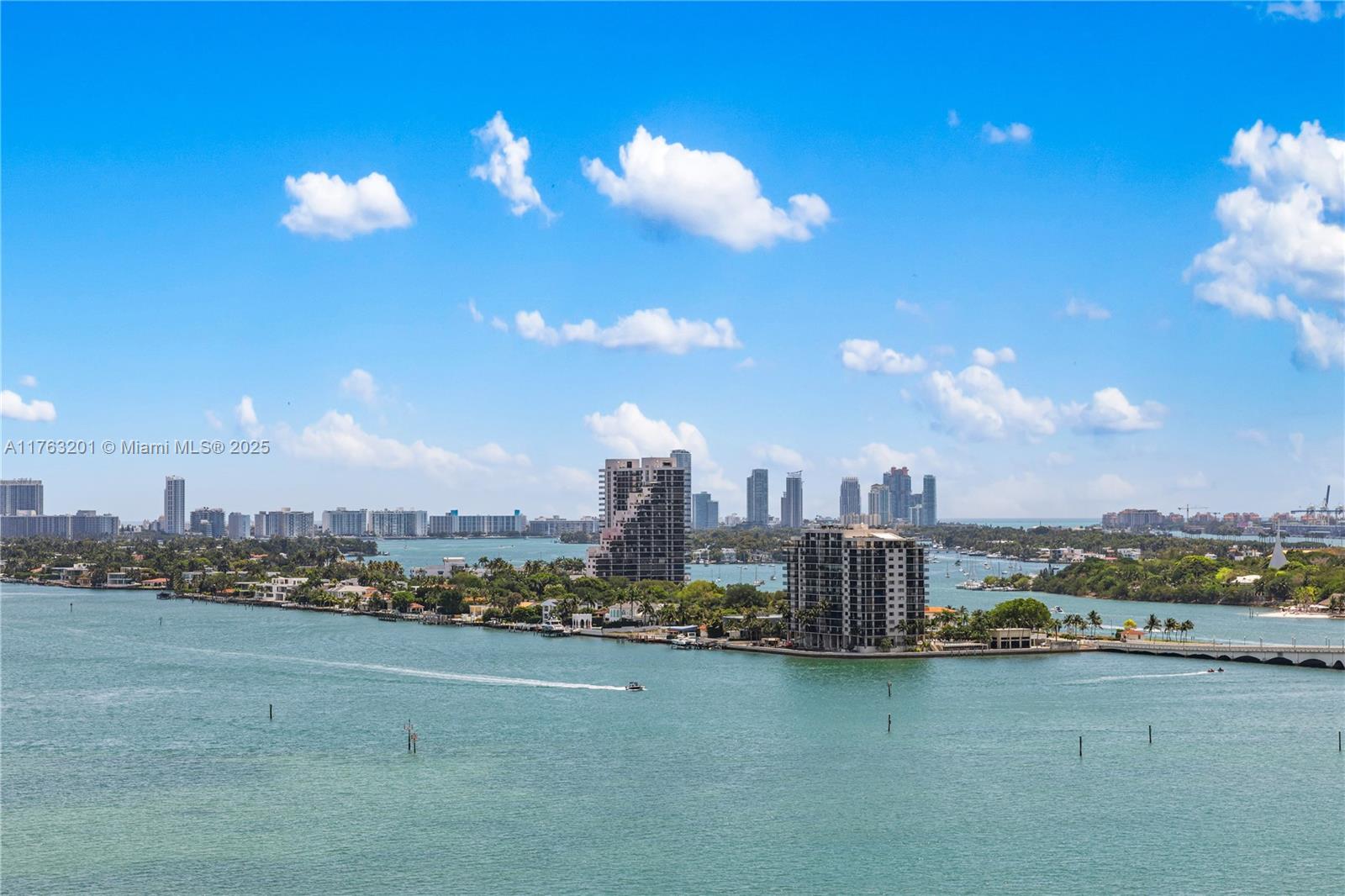 QUANTUM ON THE BAY CONDO - Residential