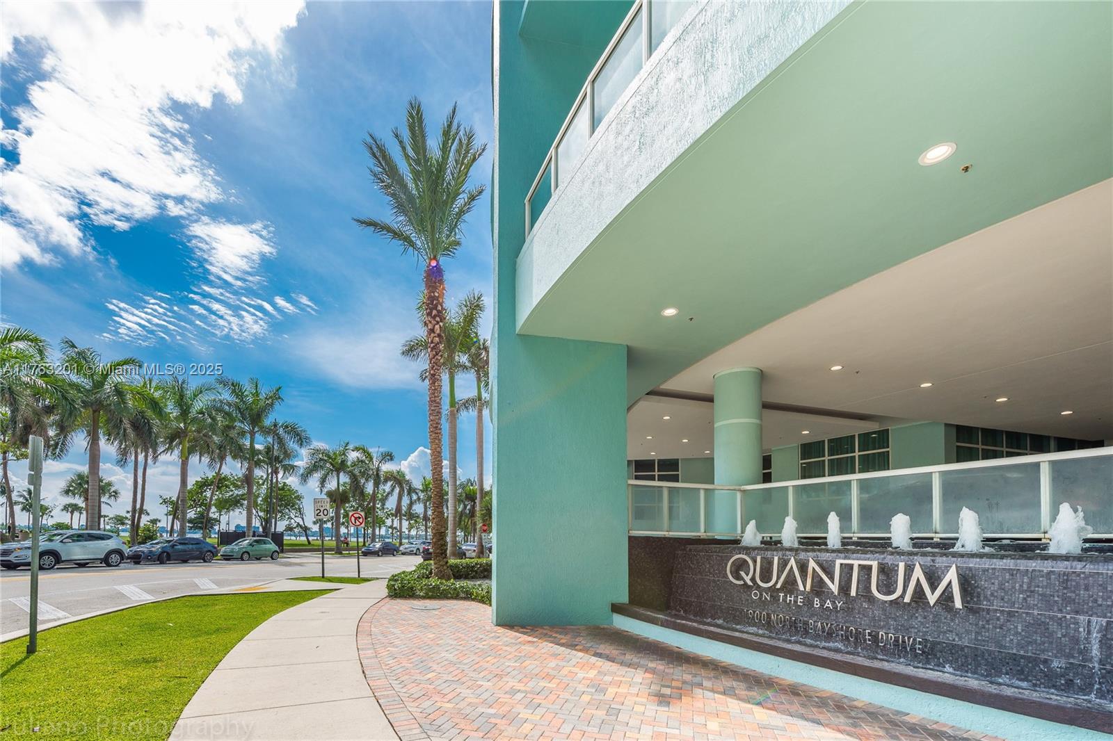QUANTUM ON THE BAY CONDO - Residential