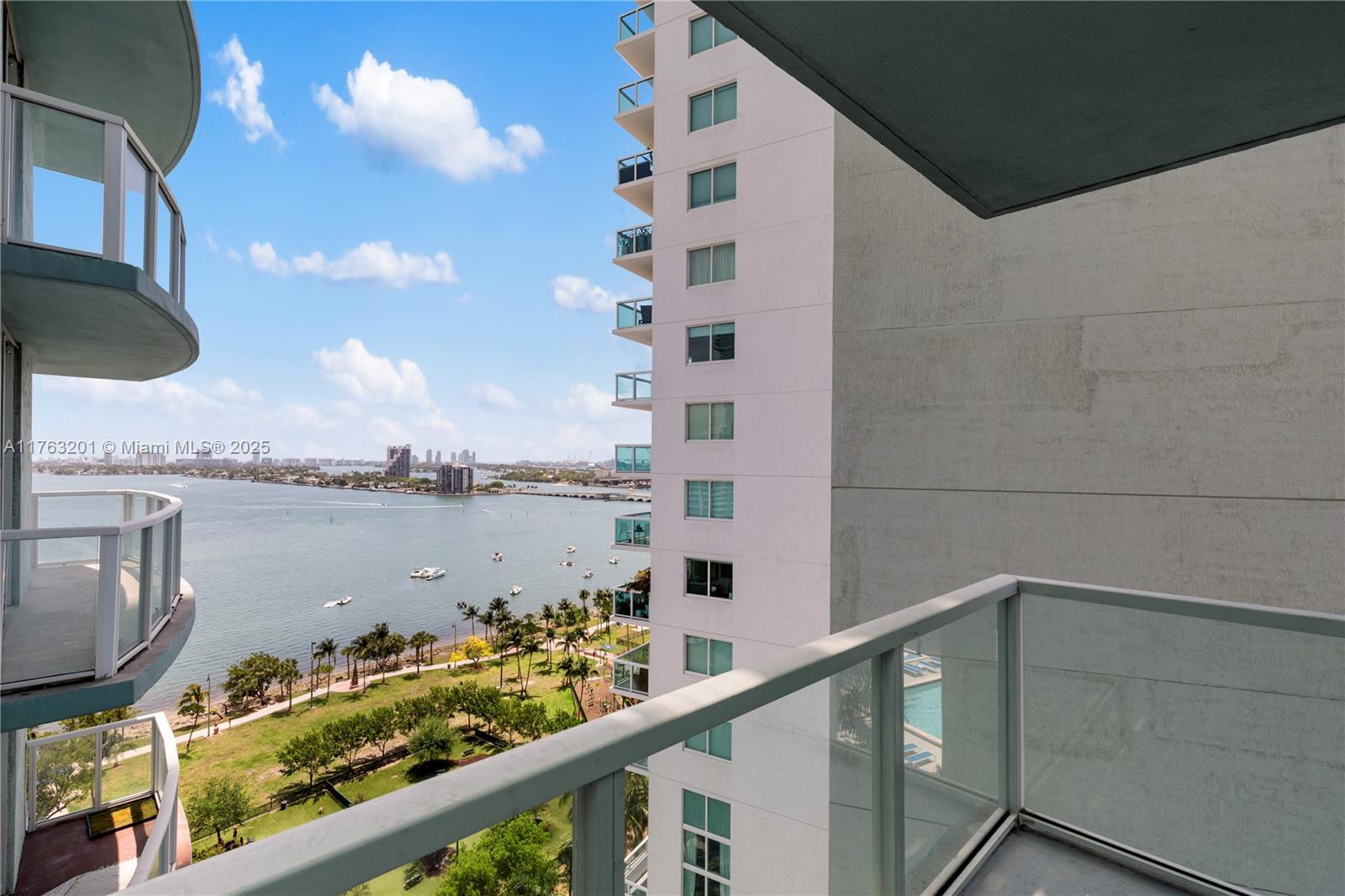 QUANTUM ON THE BAY CONDO - Residential