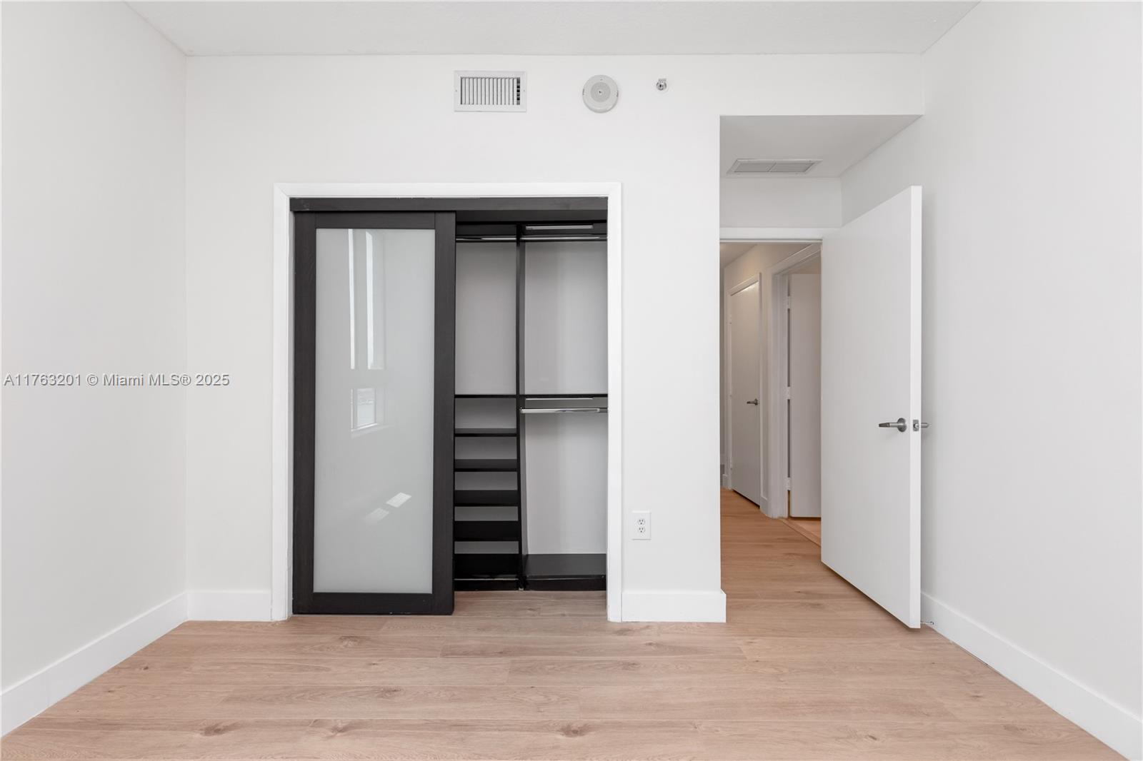 QUANTUM ON THE BAY CONDO - Residential