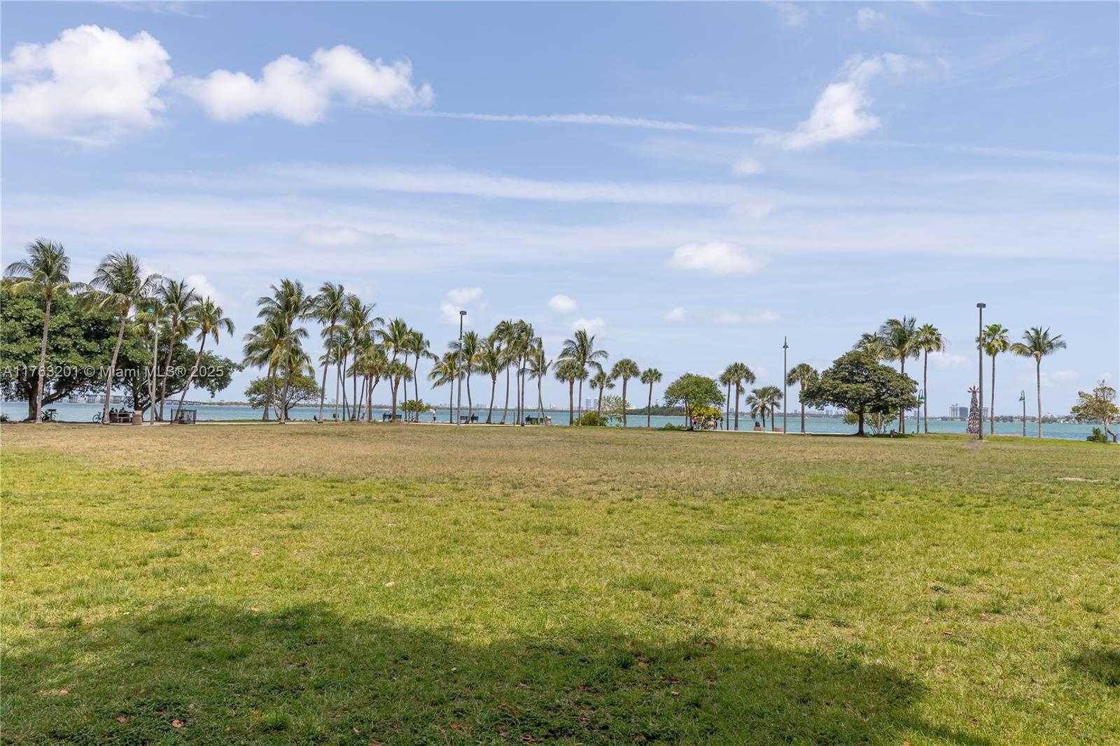 QUANTUM ON THE BAY CONDO - Residential