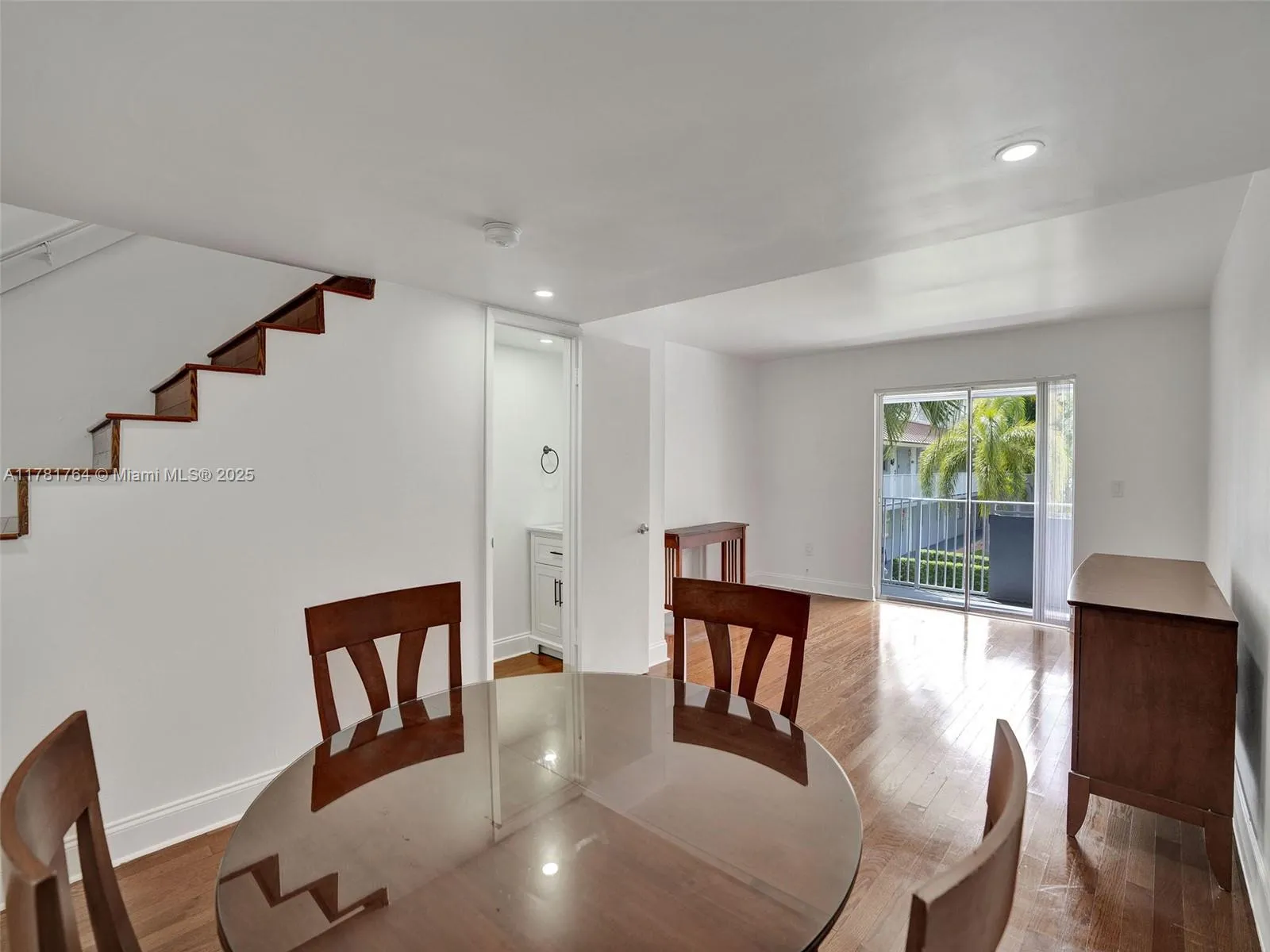 Miami, Florida 33155, United States, 2 Bedrooms Bedrooms, ,2 BathroomsBathrooms,Residential,Active,107737