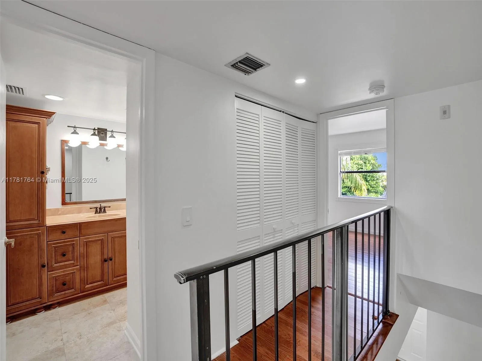 Miami, Florida 33155, United States, 2 Bedrooms Bedrooms, ,2 BathroomsBathrooms,Residential,Active,107737