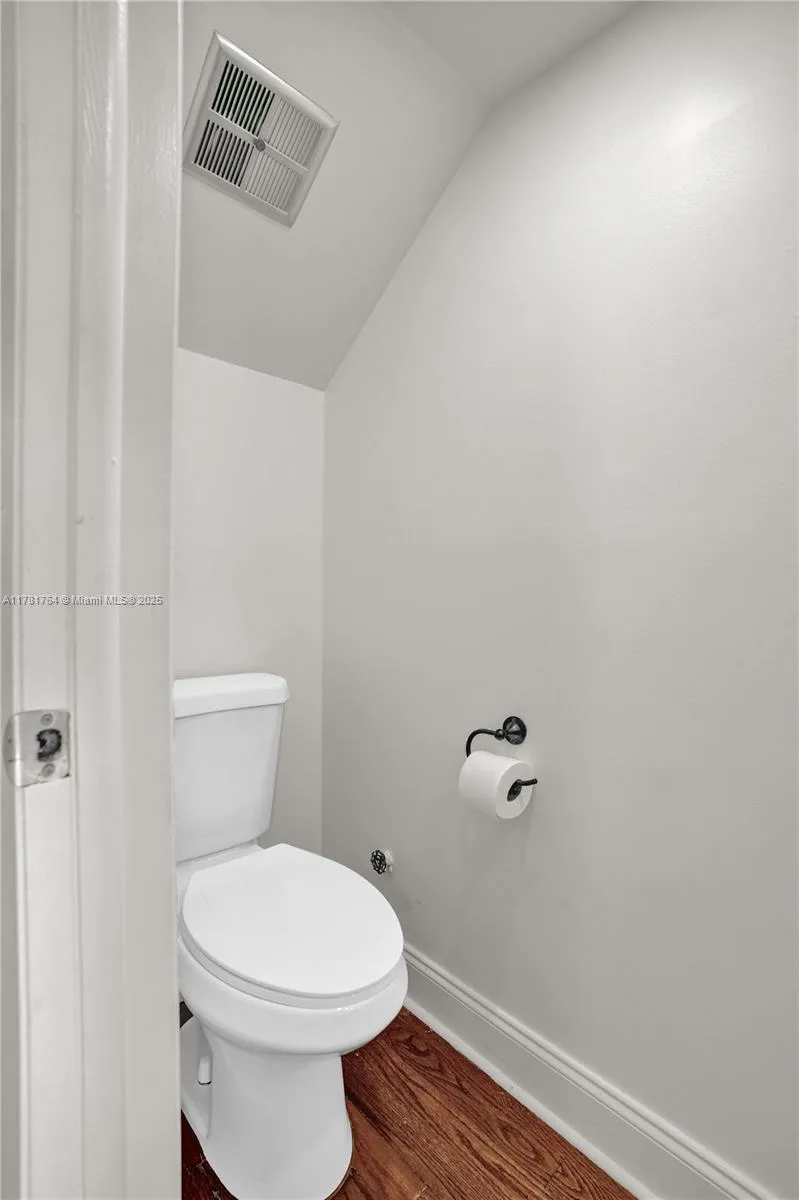 Miami, Florida 33155, United States, 2 Bedrooms Bedrooms, ,2 BathroomsBathrooms,Residential,Active,107737