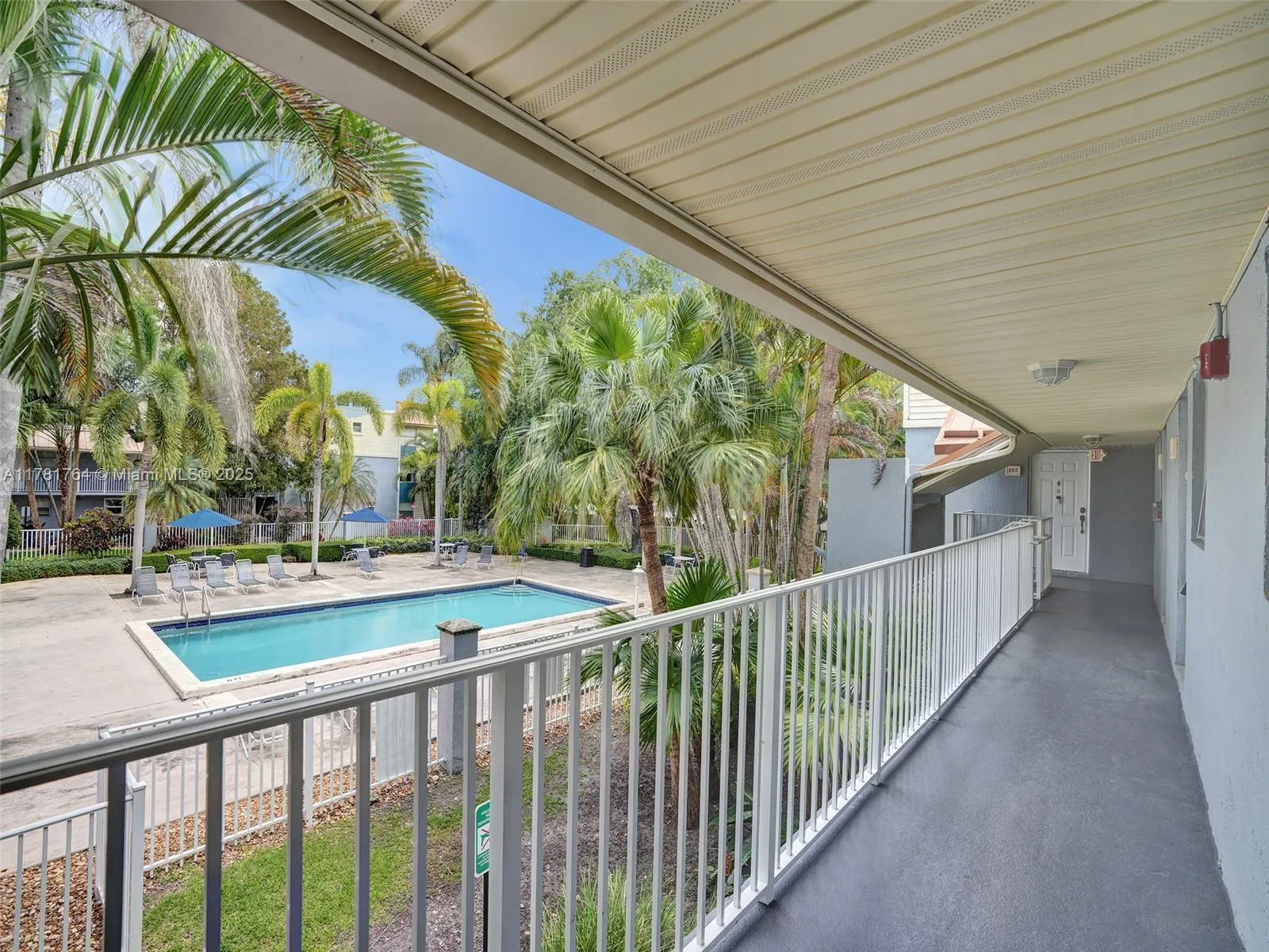 Miami, Florida 33155, United States, 2 Bedrooms Bedrooms, ,2 BathroomsBathrooms,Residential,Active,107737