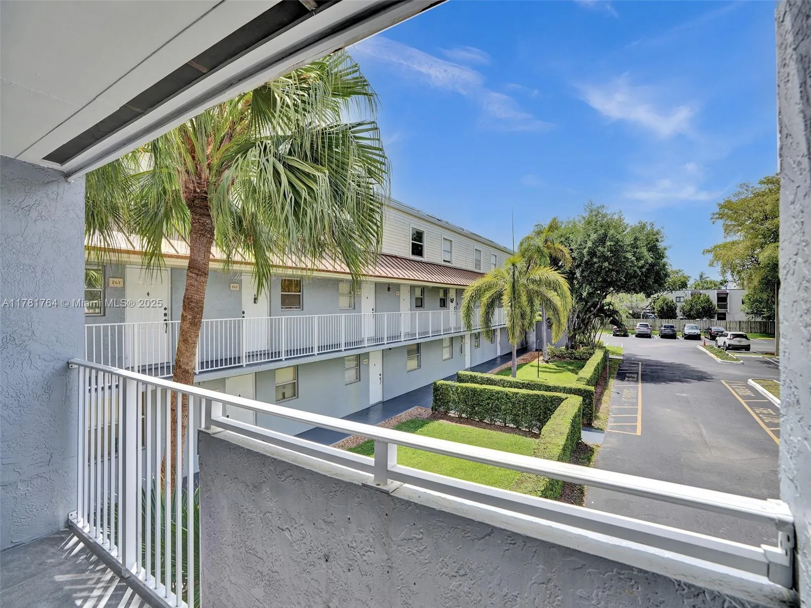 Miami, Florida 33155, United States, 2 Bedrooms Bedrooms, ,2 BathroomsBathrooms,Residential,Active,107737