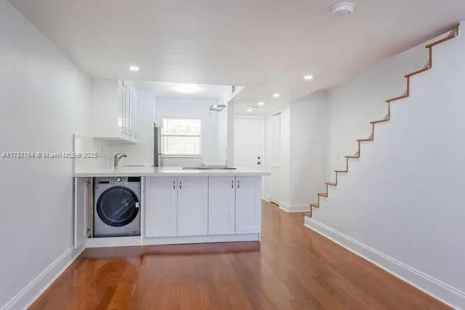 Miami, Florida 33155, United States, 2 Bedrooms Bedrooms, ,2 BathroomsBathrooms,Residential,Active,107737