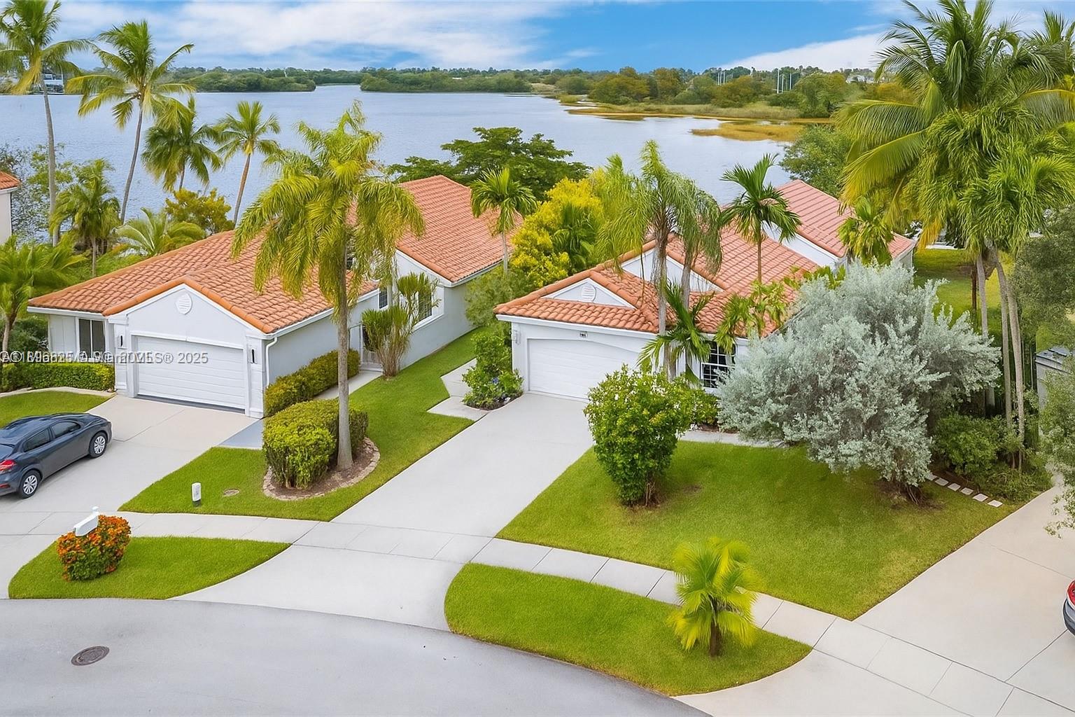 SILVER LAKES AT PEMBROKE - Residential