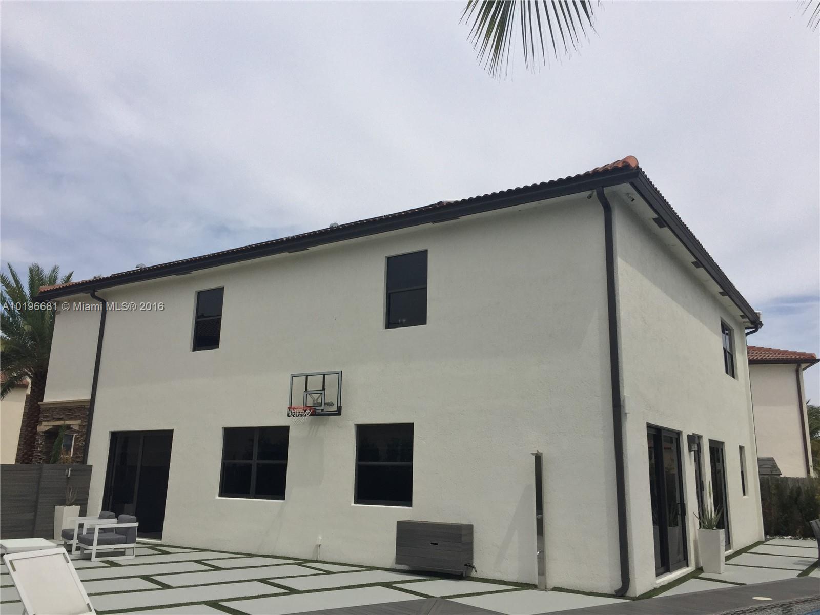 GRAND BAY ESTATE - Residential Lease