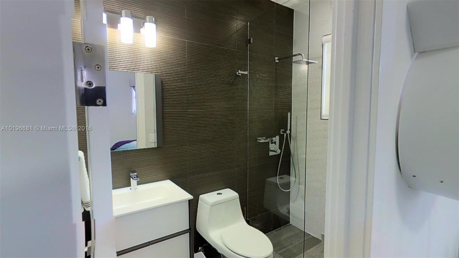 GRAND BAY ESTATE - Residential Lease