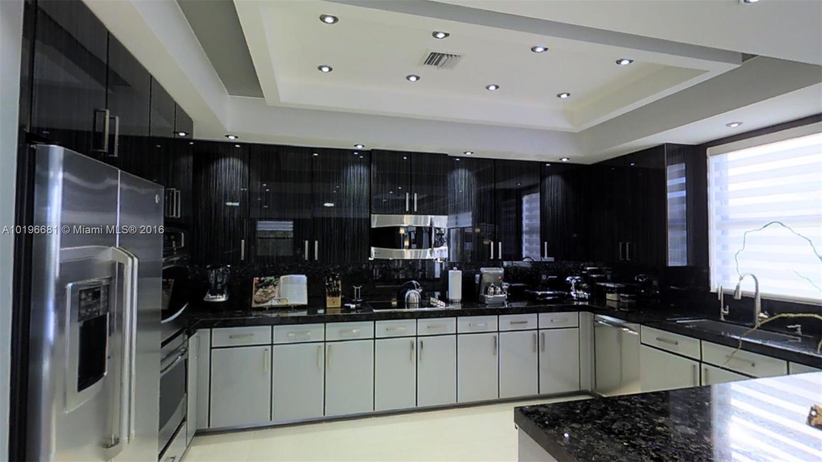 GRAND BAY ESTATE - Residential Lease