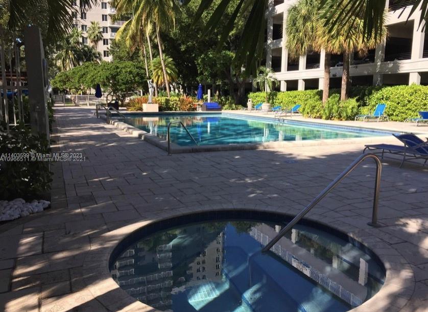 MADISON DOWNTOWN CONDO - Residential