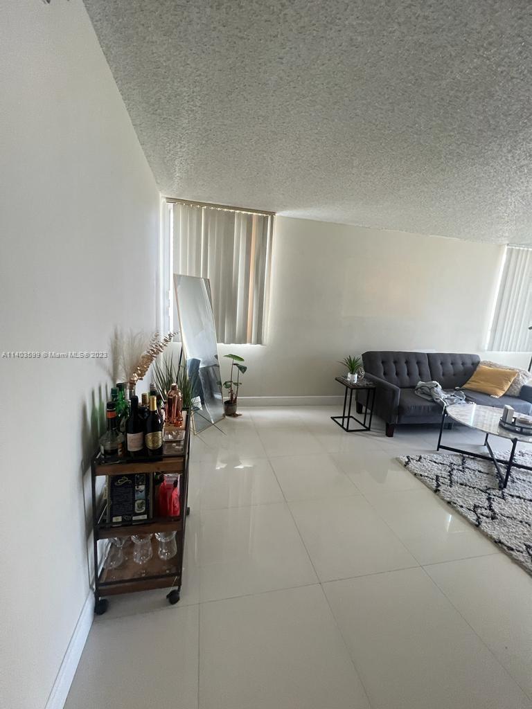 MADISON DOWNTOWN CONDO - Residential