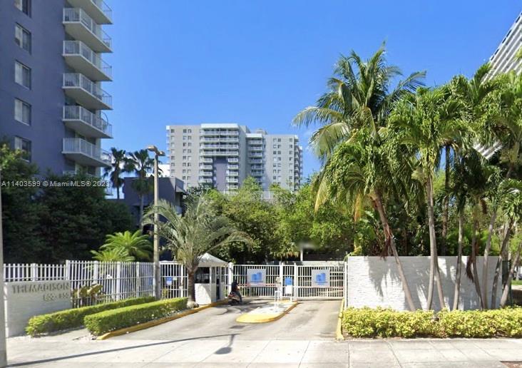 MADISON DOWNTOWN CONDO - Residential