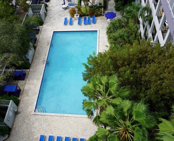 MADISON DOWNTOWN CONDO - Residential