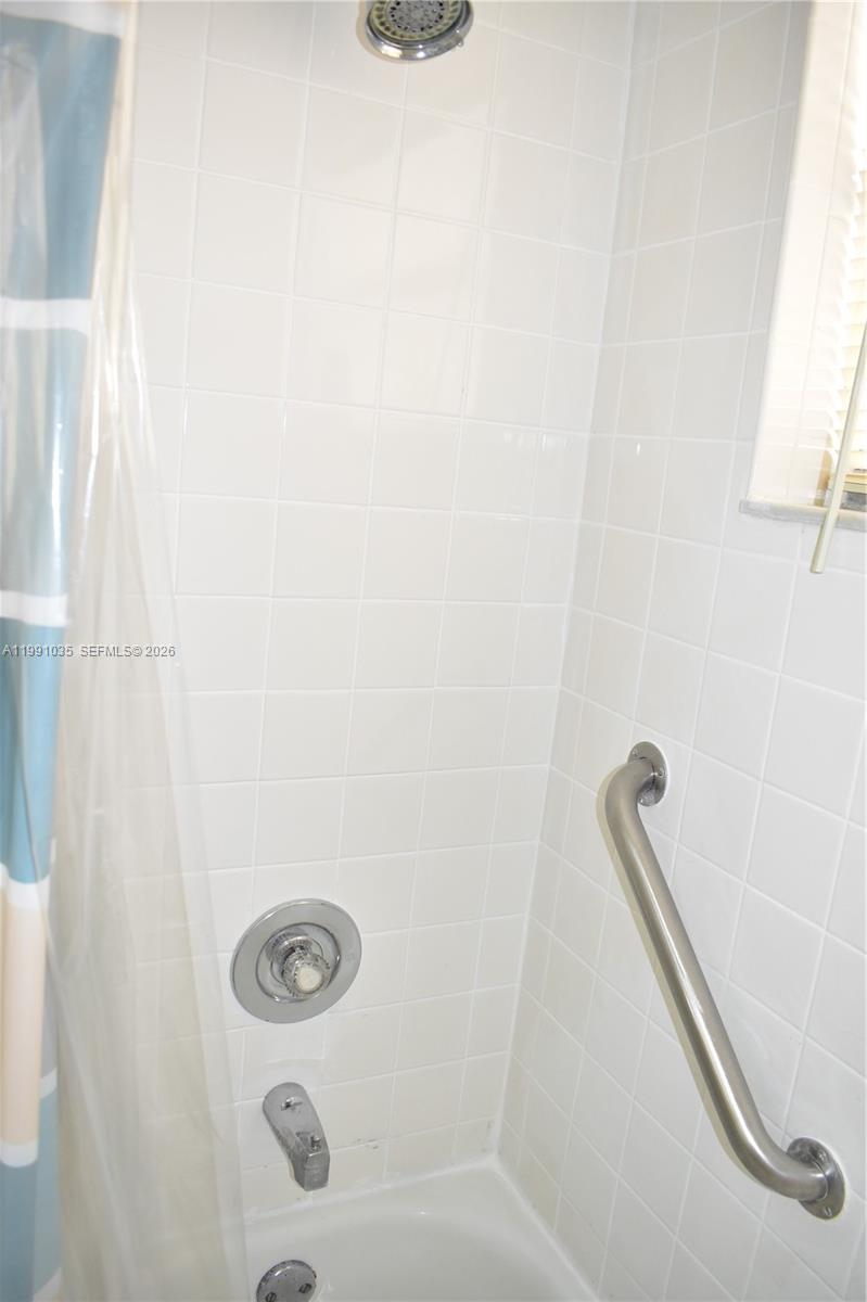 SUNRISE LAKES 149 CONDO - Residential