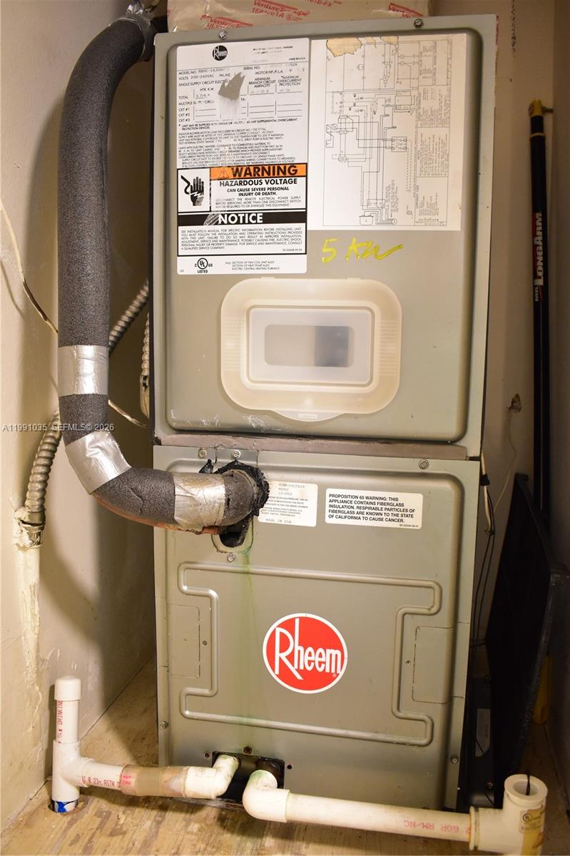 SUNRISE LAKES 149 CONDO - Residential