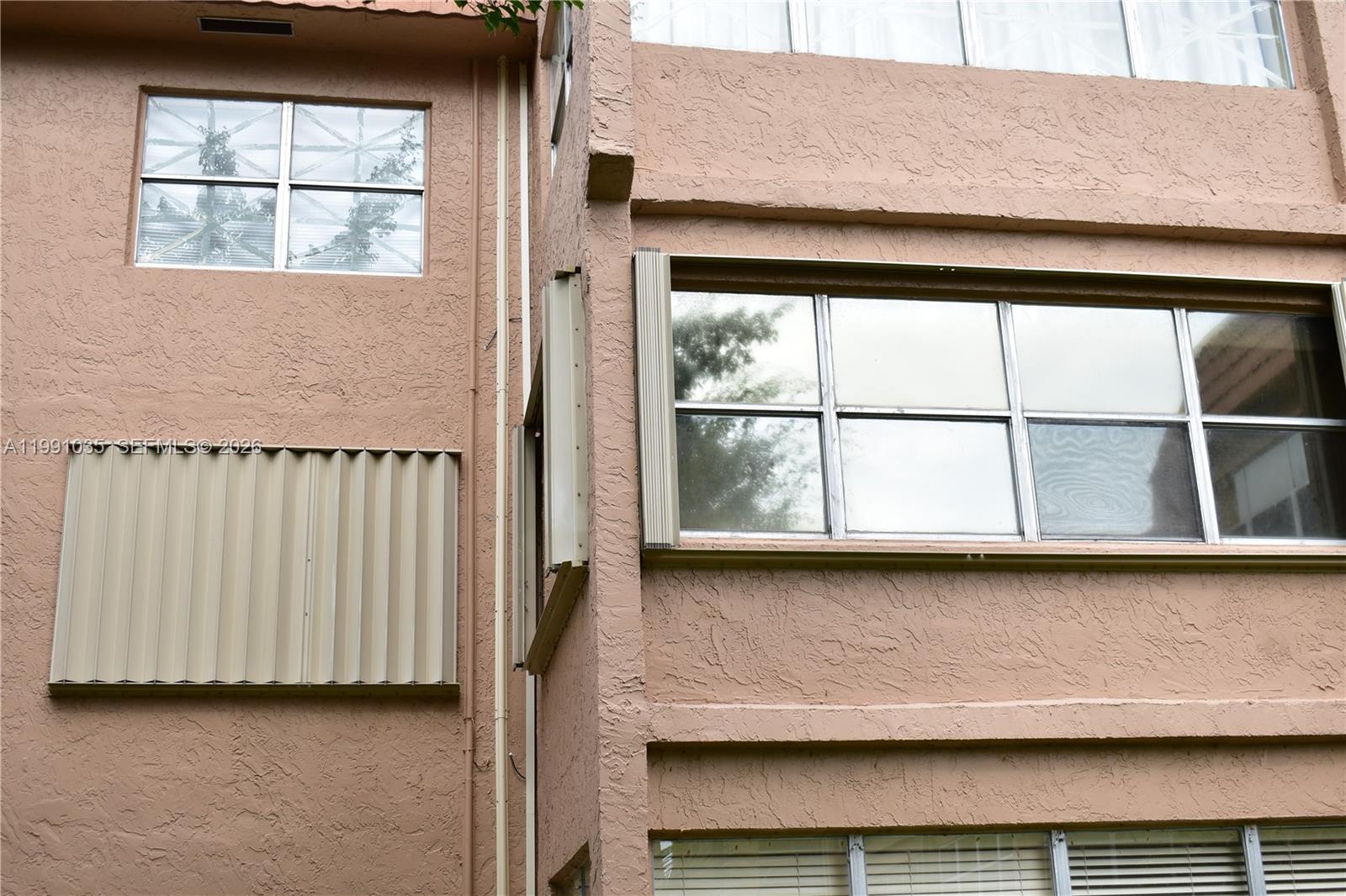 SUNRISE LAKES 149 CONDO - Residential