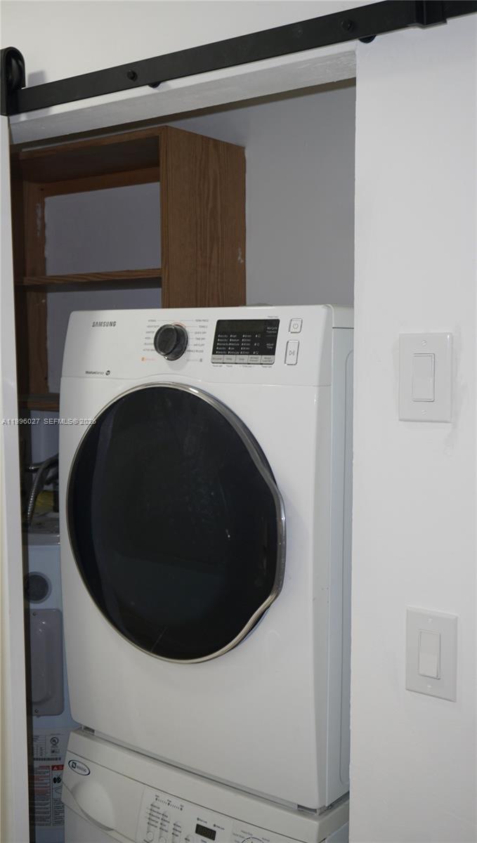 LA PLACIDA SECTION 2 COND - Residential