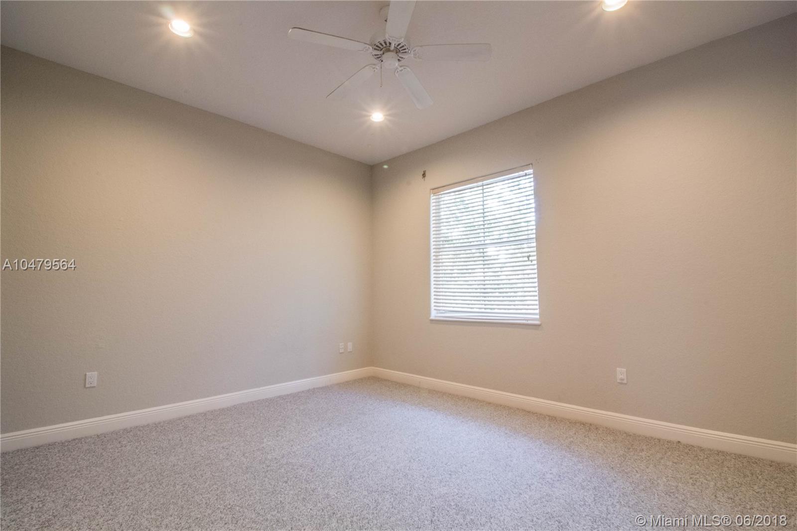 HARBOR ISLANDS - Residential Lease