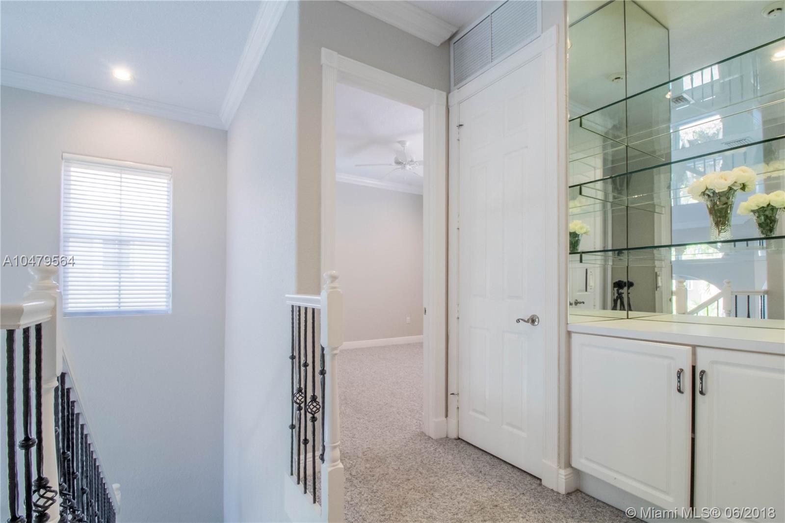 HARBOR ISLANDS - Residential Lease