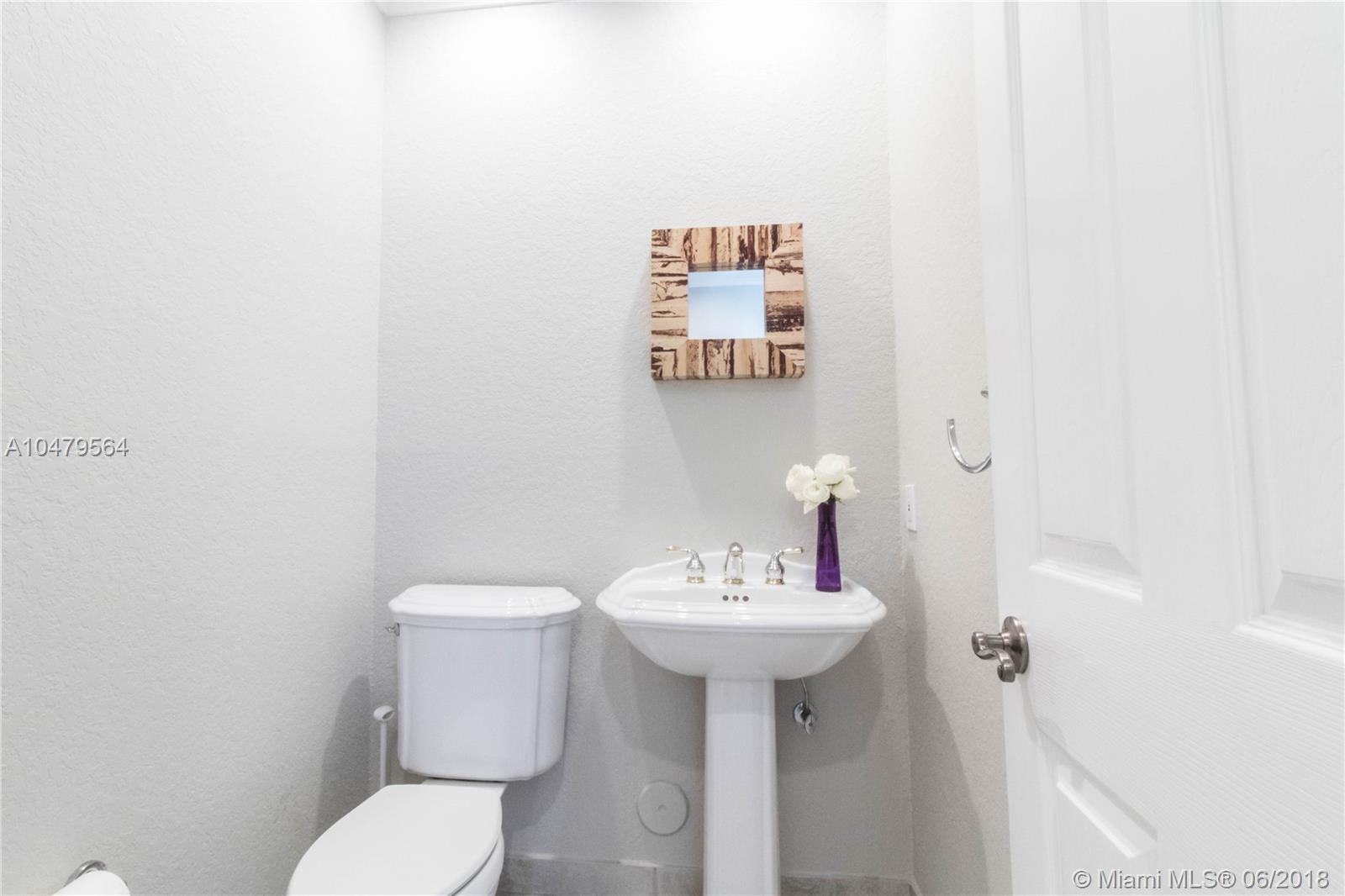 HARBOR ISLANDS - Residential Lease