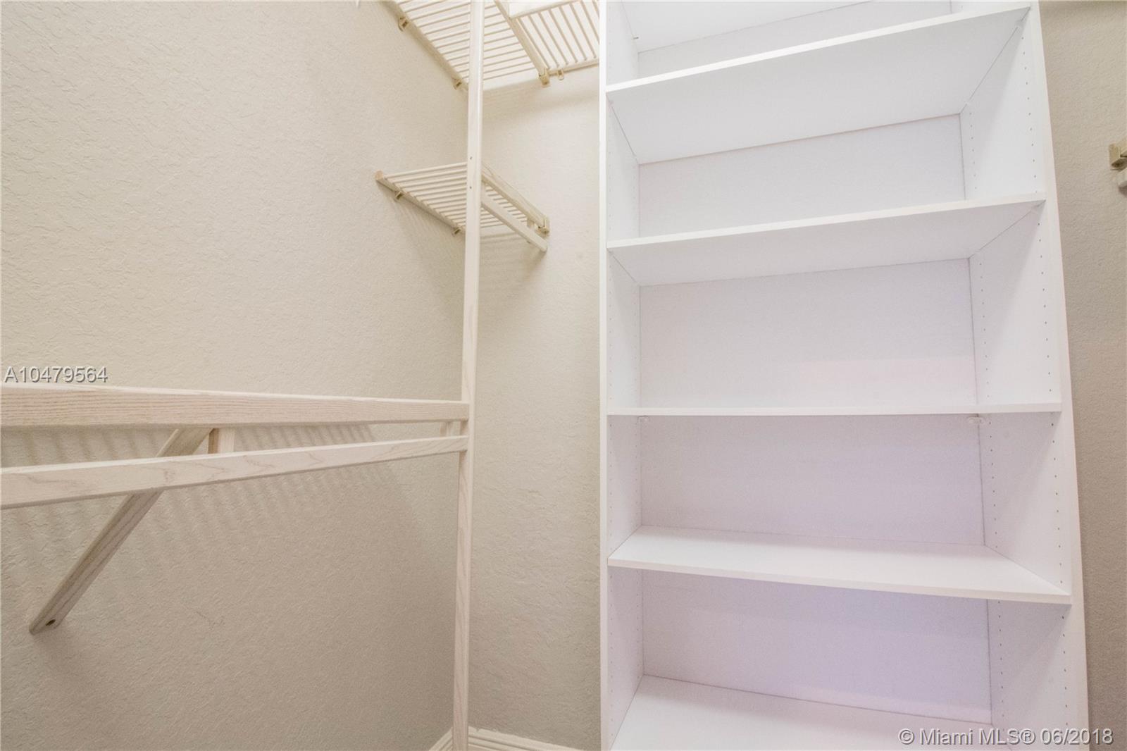 HARBOR ISLANDS - Residential Lease