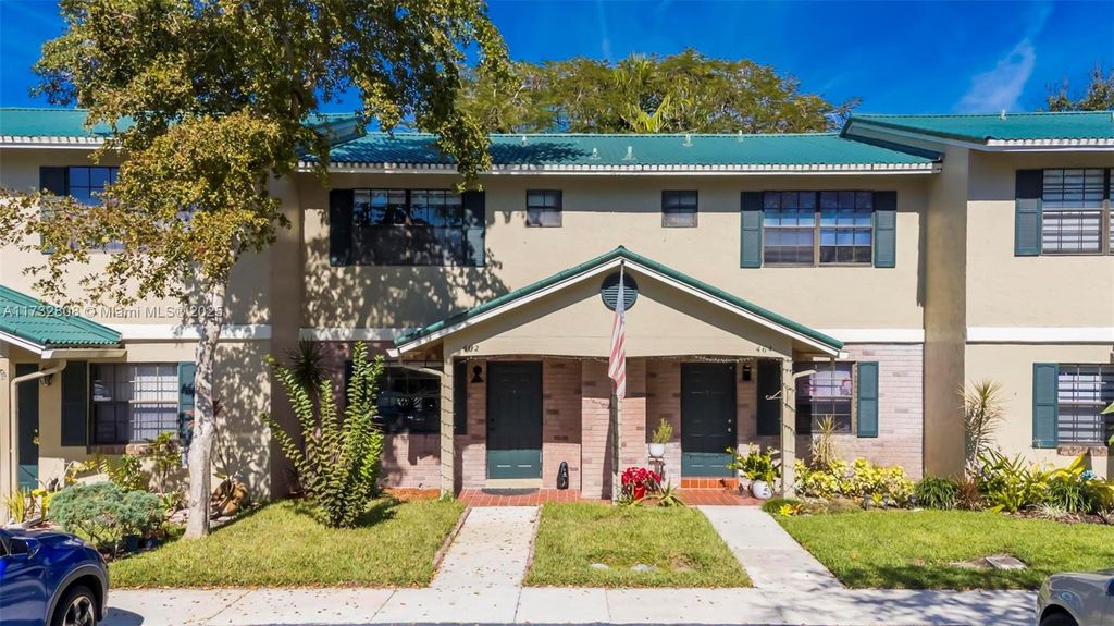 Photo of 462 Westree Ln #462, Plantation, FL 33324 (MLS # A11732808)