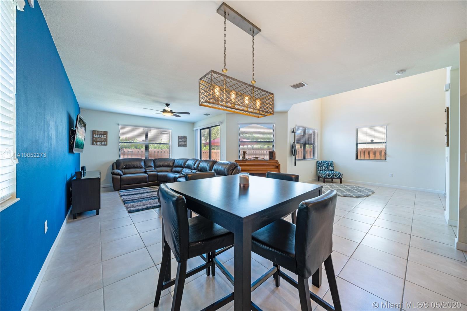 COCO PALM ESTATES - Residential