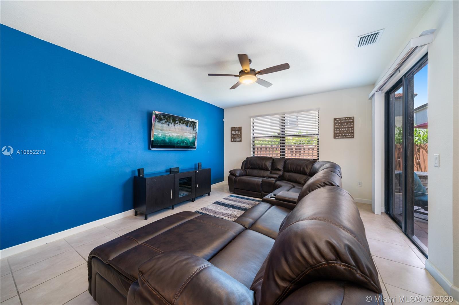 COCO PALM ESTATES - Residential