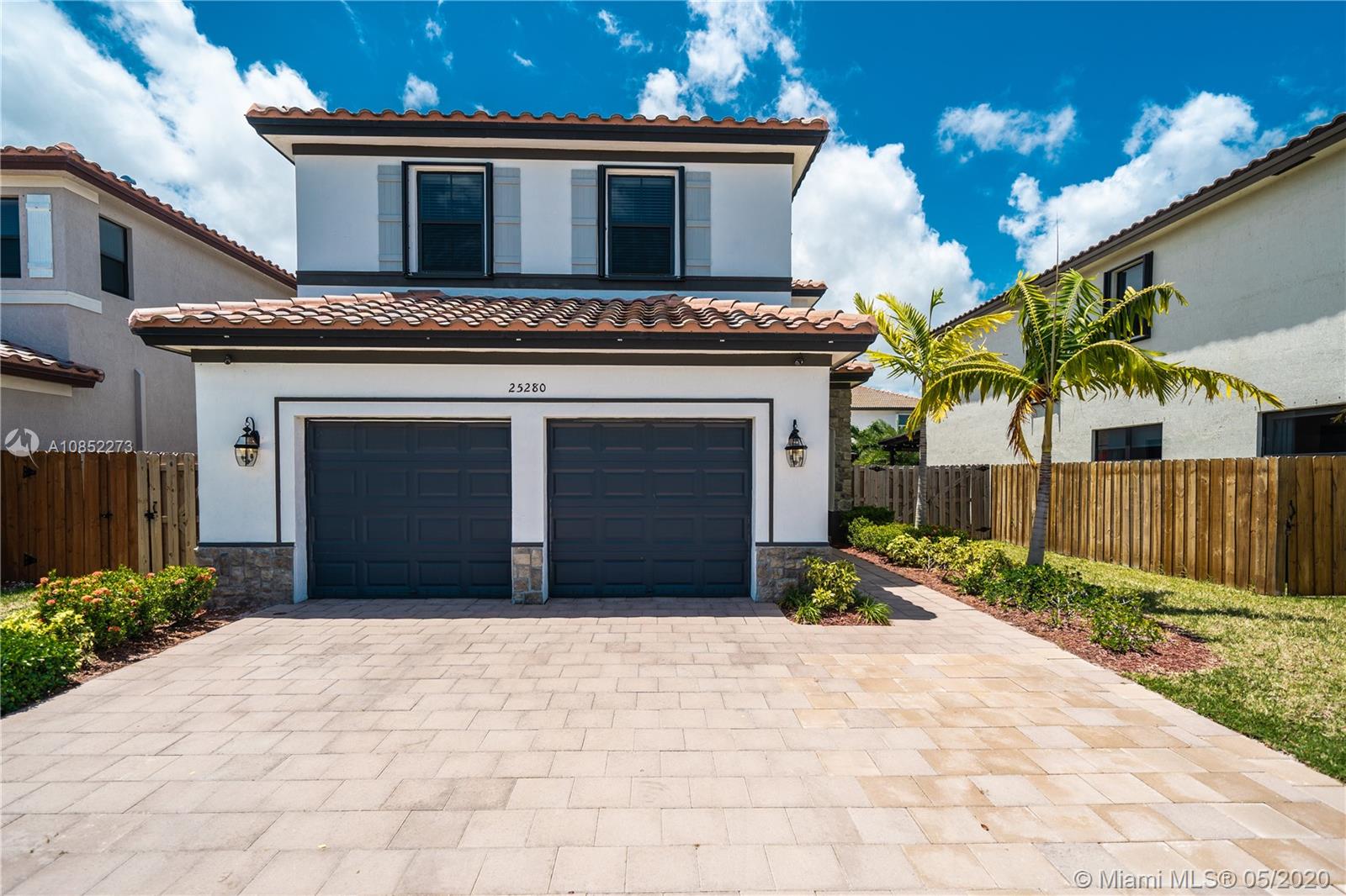 COCO PALM ESTATES - Residential