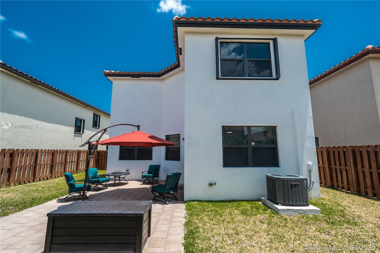 COCO PALM ESTATES - Residential