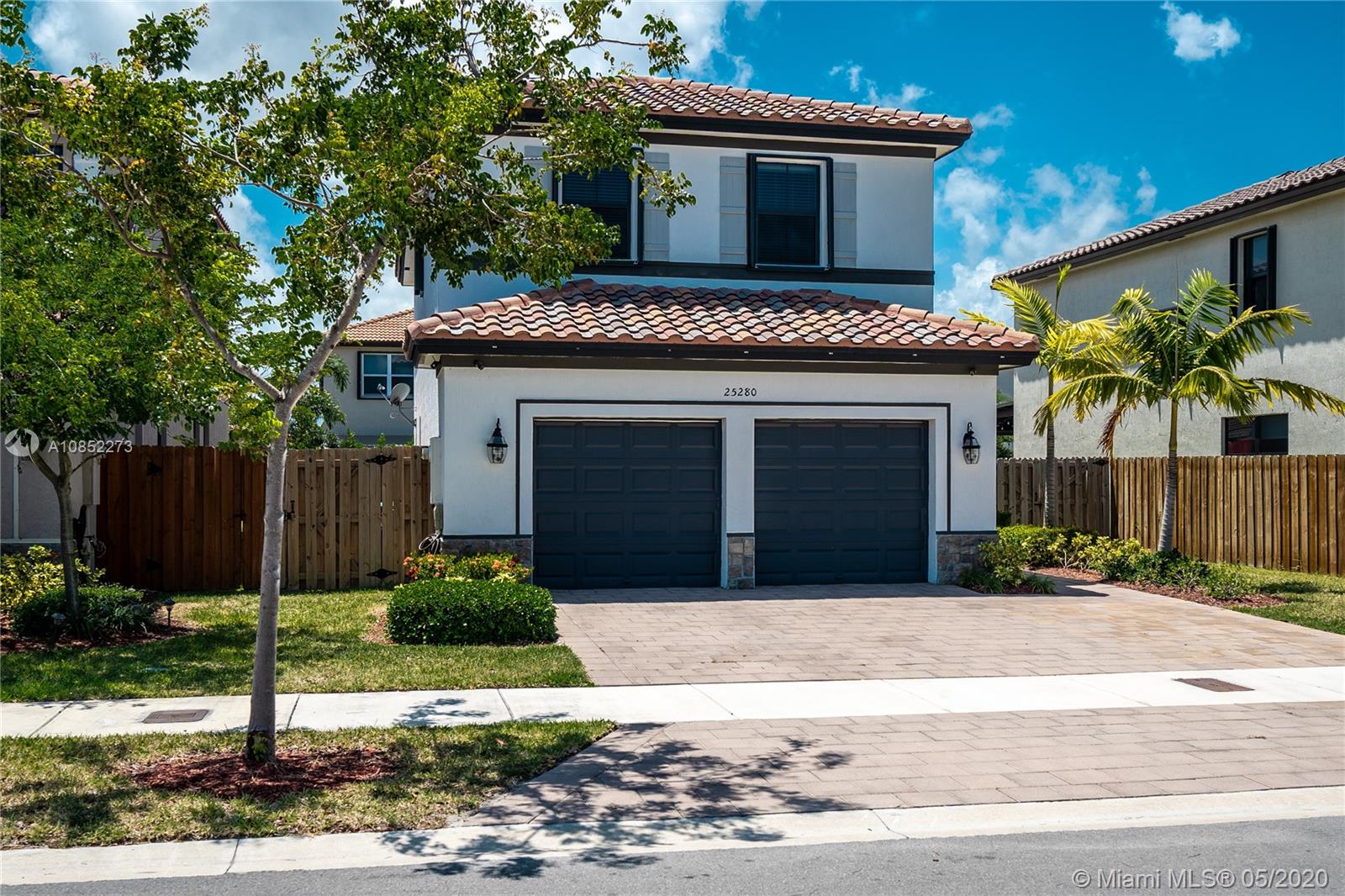 COCO PALM ESTATES - Residential