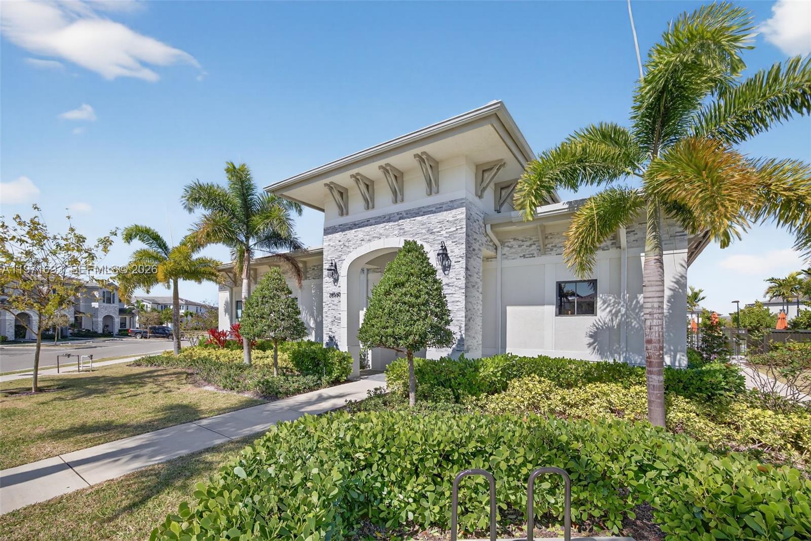 Pine Isle - Residential