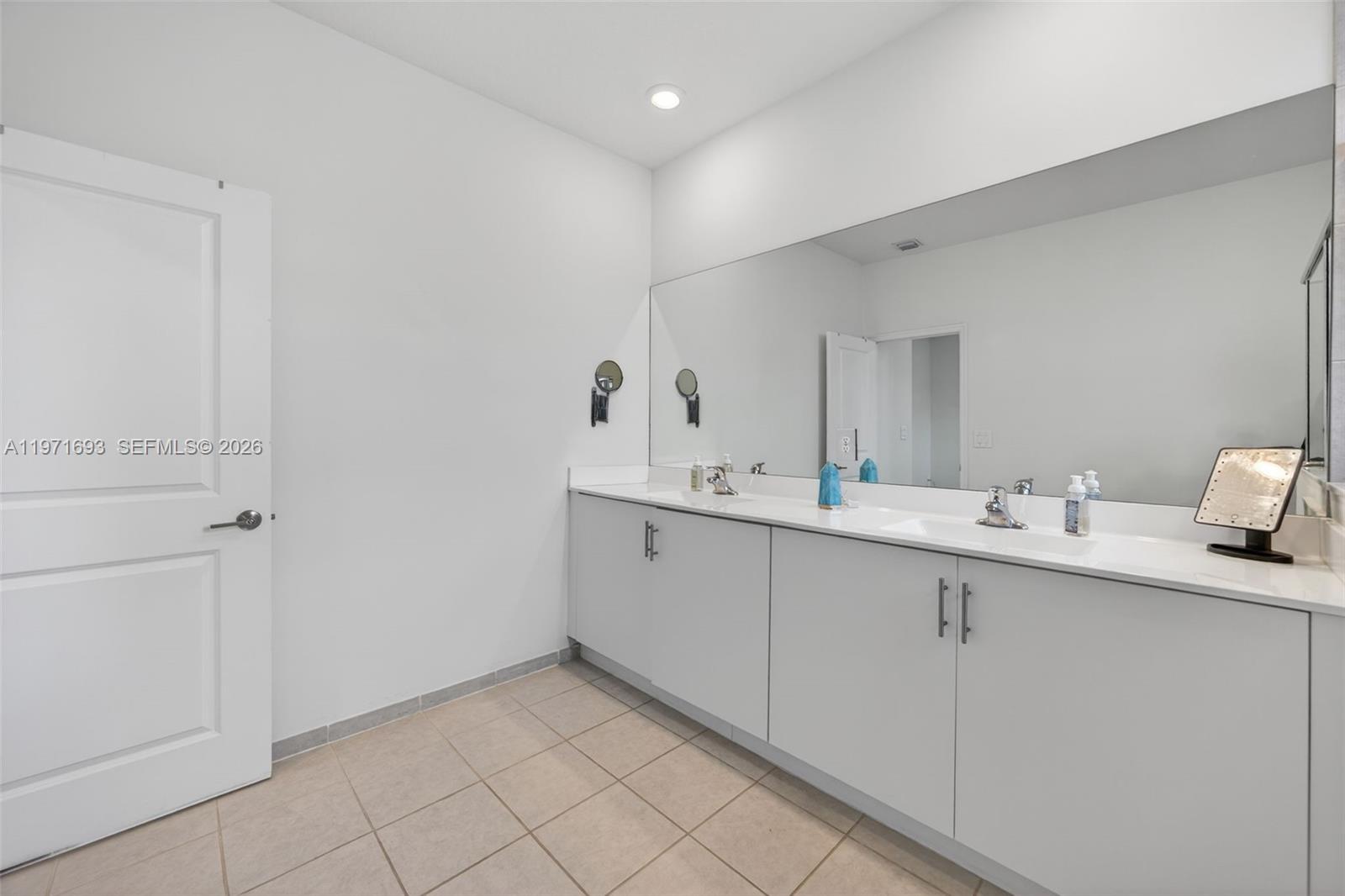 Pine Isle - Residential