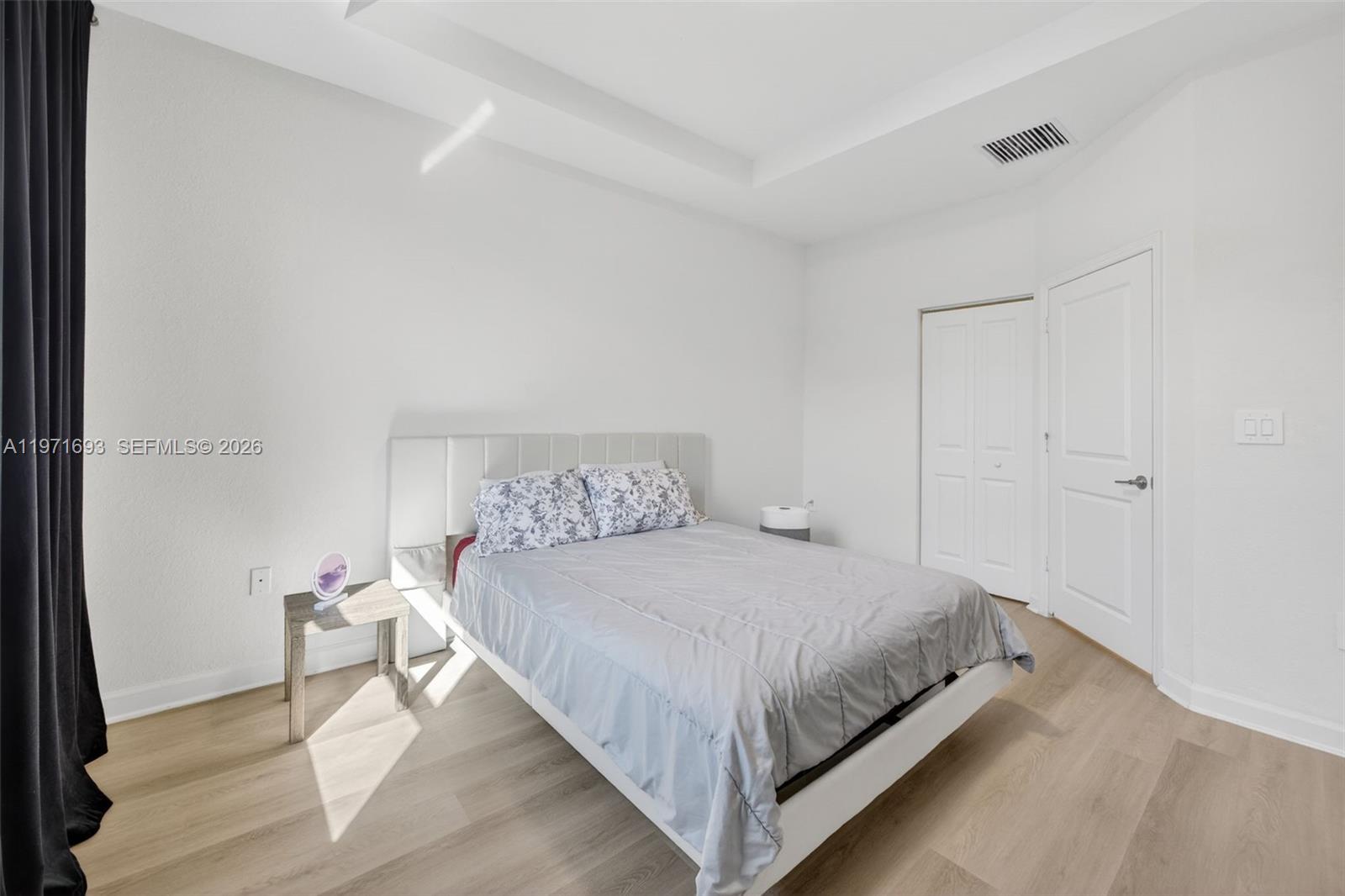 Pine Isle - Residential