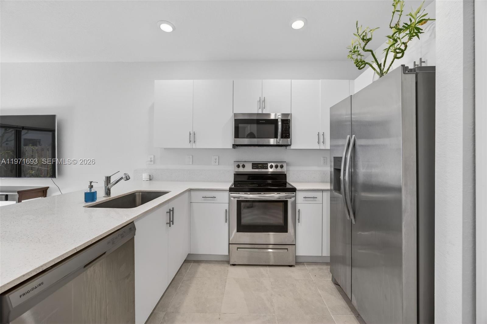 Pine Isle - Residential