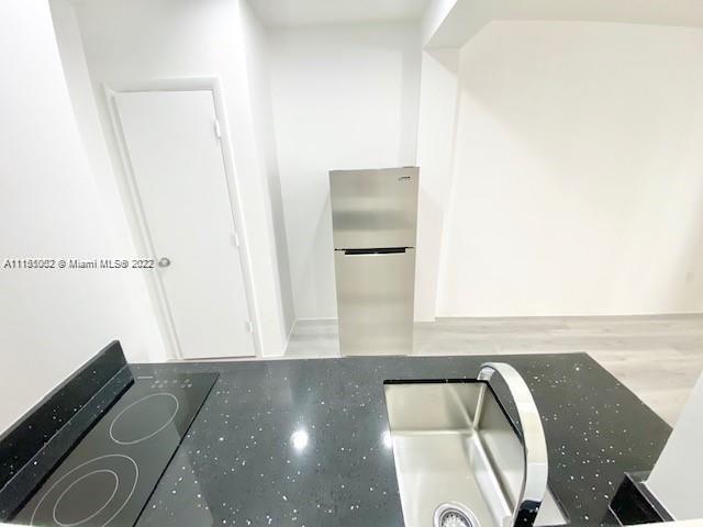 P & S APARTMENTS CONDO - Residential Lease